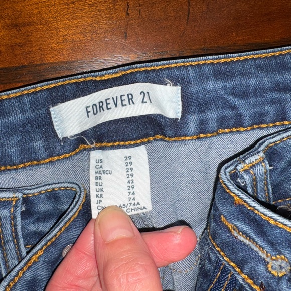 Forever 21 Blue Jeans size 29 - Picture 4 of 4